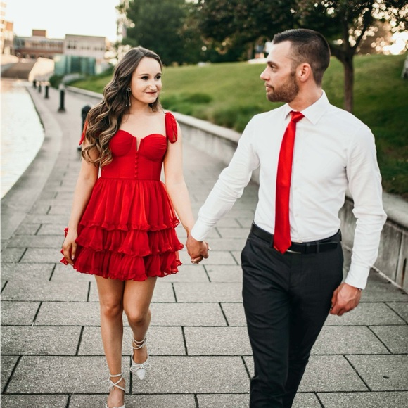 Elegant Red Ruffle Dress - Picture 2 of 5